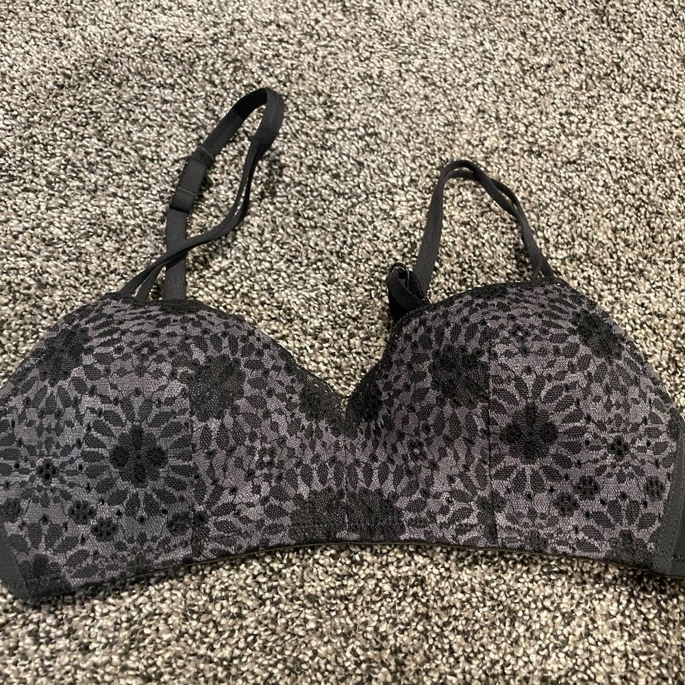 aerie 32A black bra